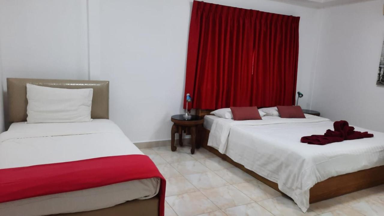 Happy Beach Jomtien Guesthouse Экстерьер фото