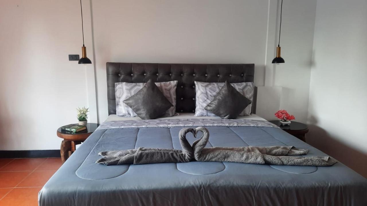 Happy Beach Jomtien Guesthouse Экстерьер фото