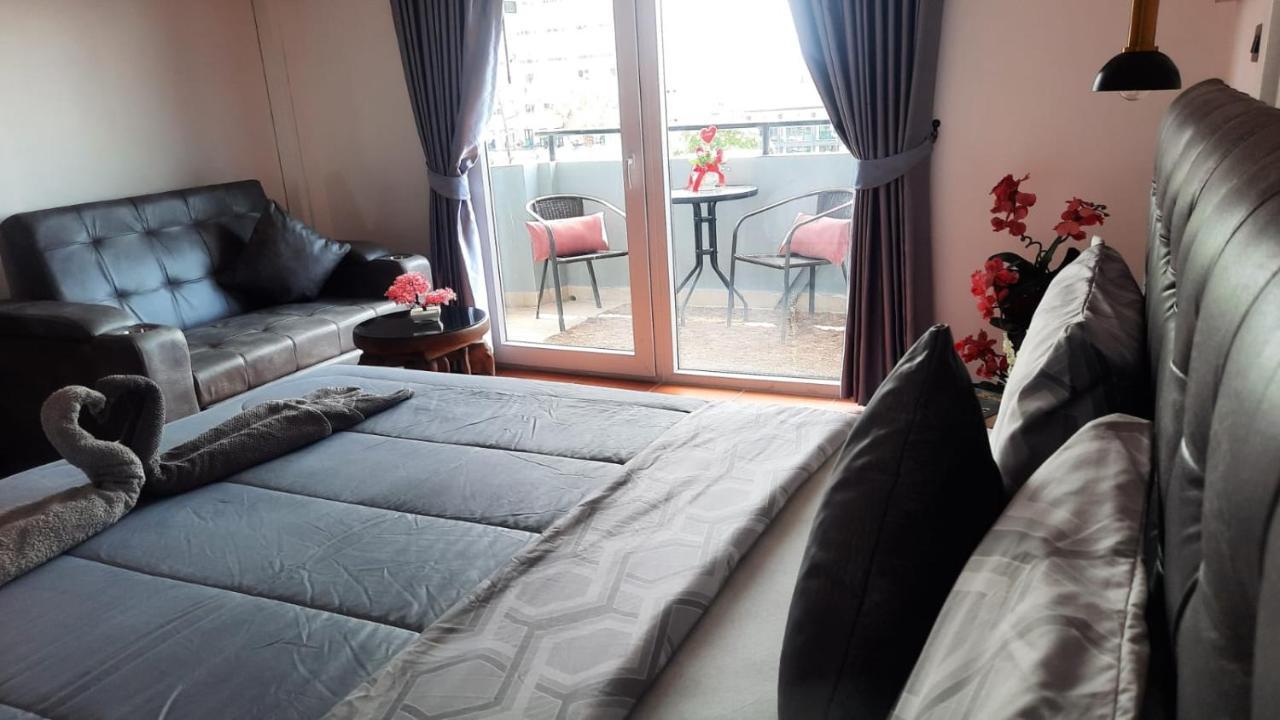 Happy Beach Jomtien Guesthouse Экстерьер фото