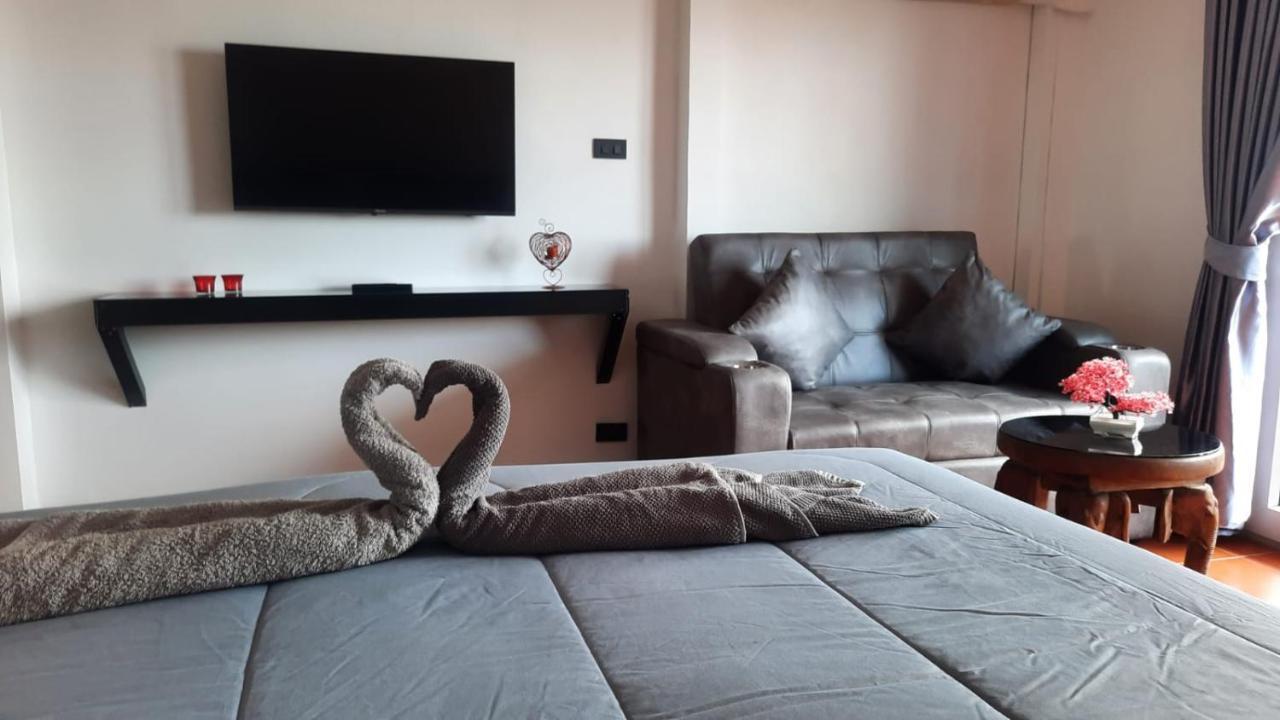 Happy Beach Jomtien Guesthouse Экстерьер фото
