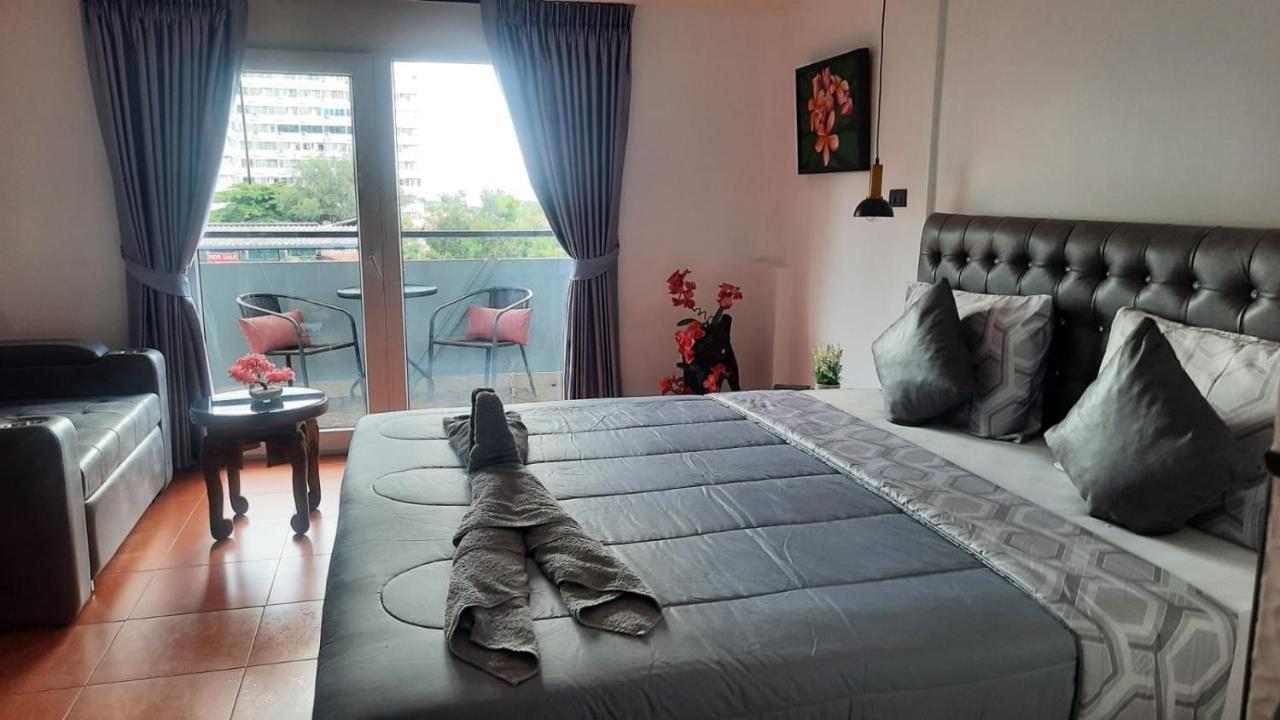 Happy Beach Jomtien Guesthouse Экстерьер фото