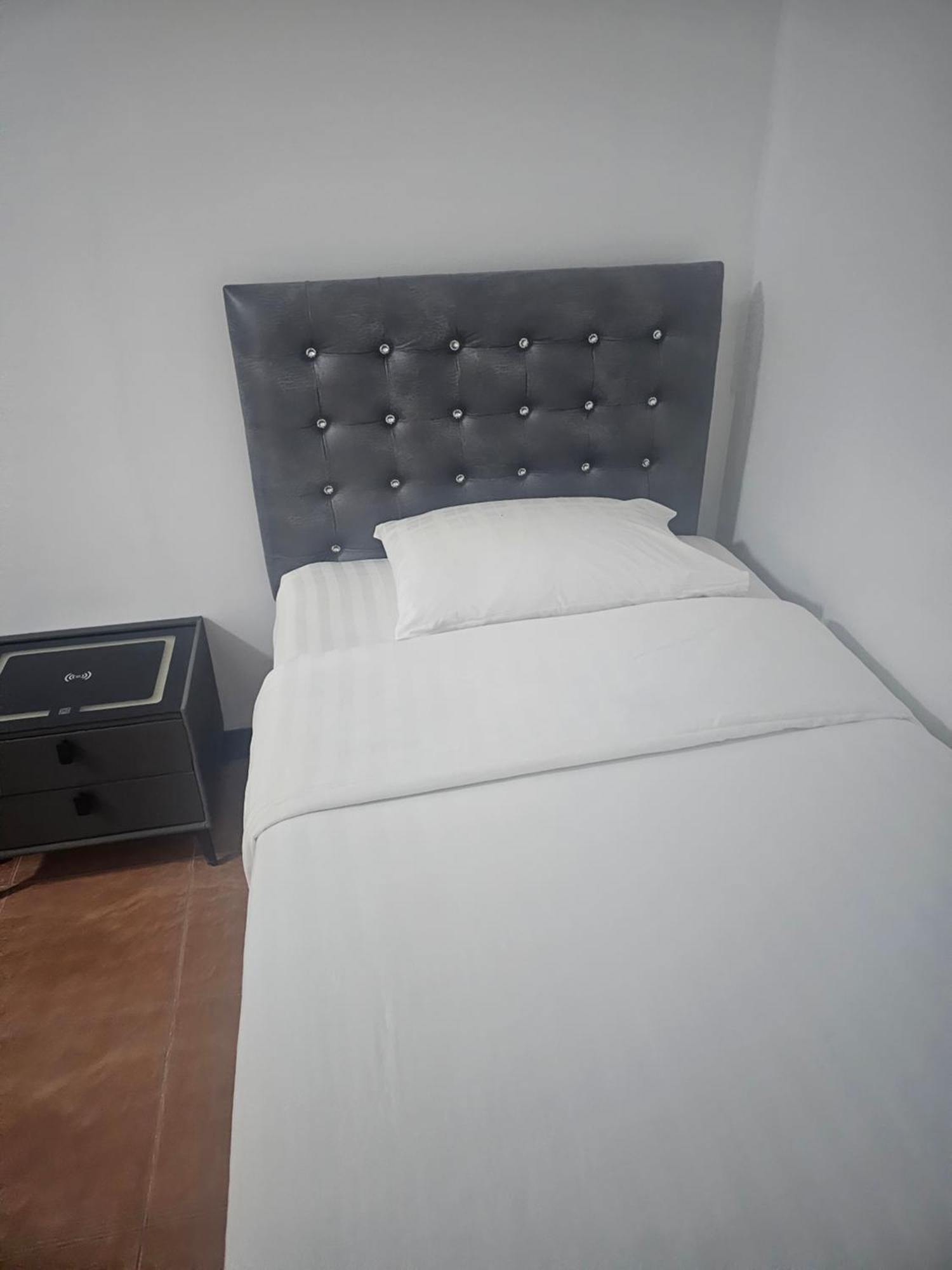 Happy Beach Jomtien Guesthouse Экстерьер фото