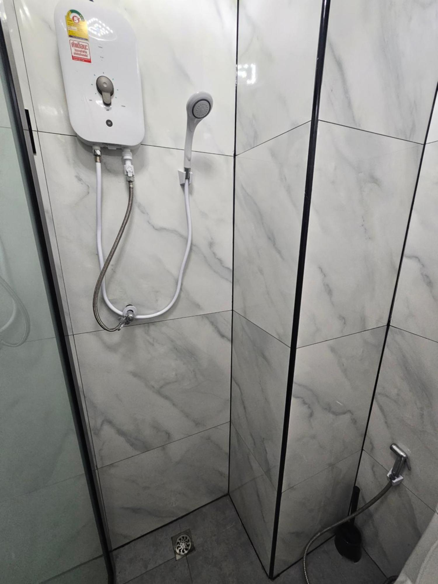 Happy Beach Jomtien Guesthouse Экстерьер фото